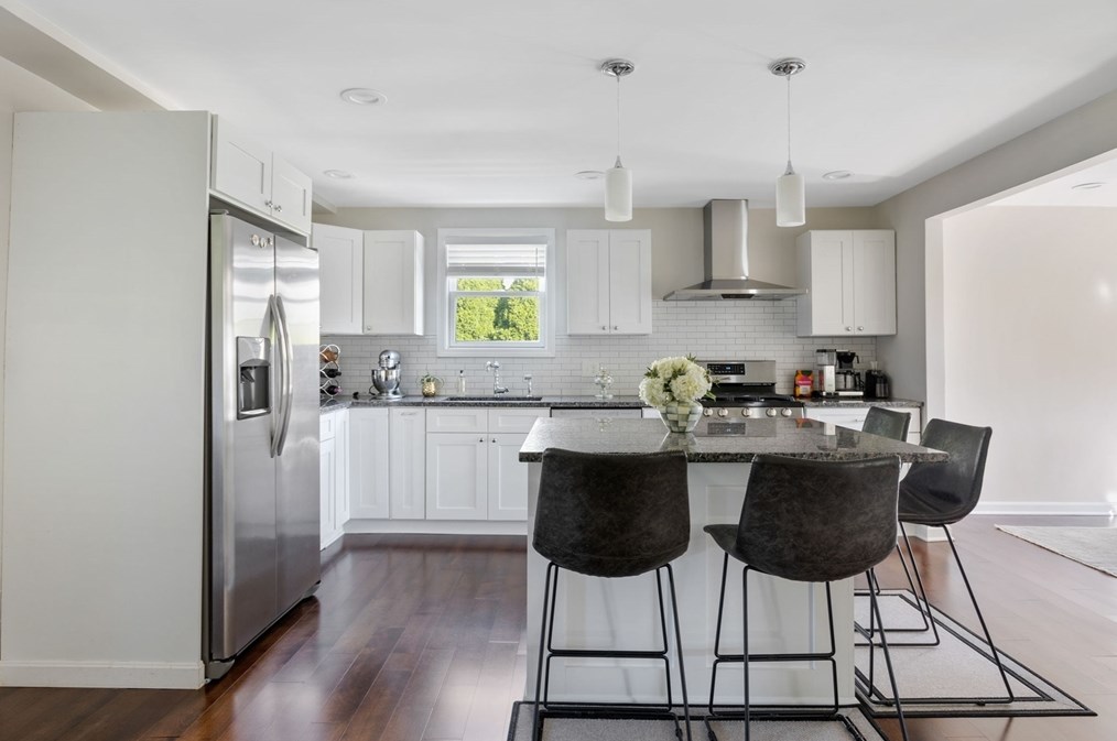 134 Madison Ave, Quincy MA 02169-7926 exterior