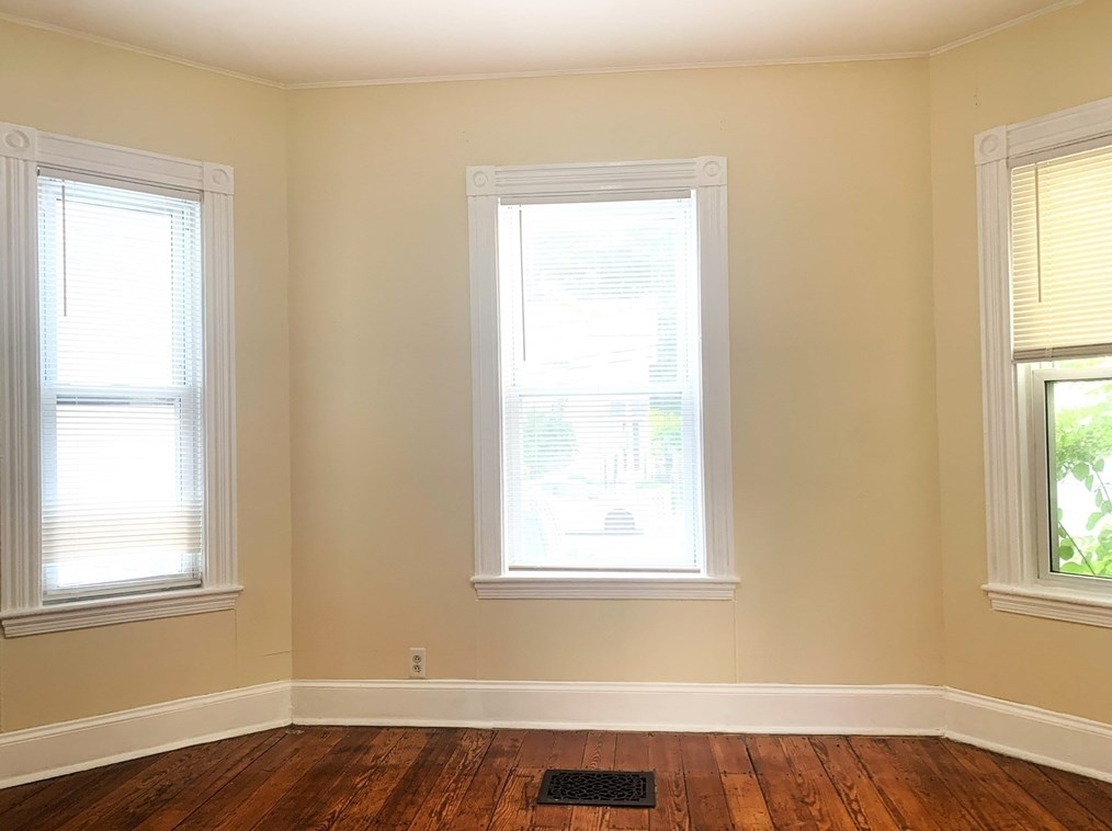 27 Mcbride St, Boston, MA