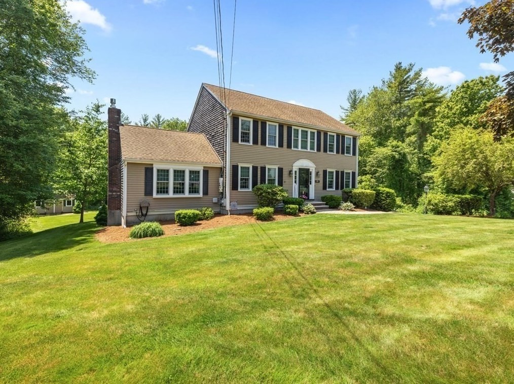 55 Greenbrier Ln, East Bridgewater, MA 02324 exterior