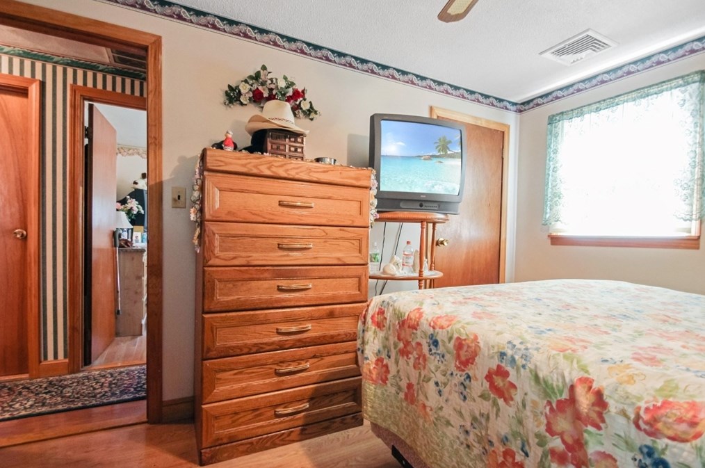 14 Jade St, Methuen MA exterior