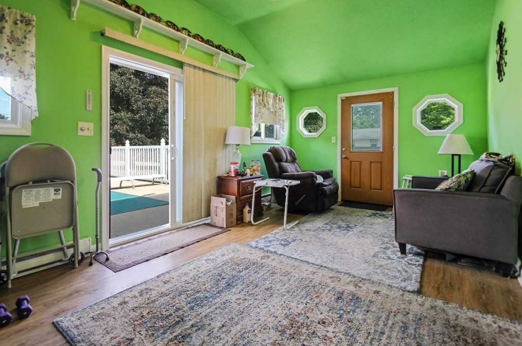 14 Jade St, Methuen MA exterior