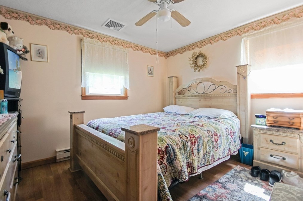 14 Jade St, Methuen MA exterior