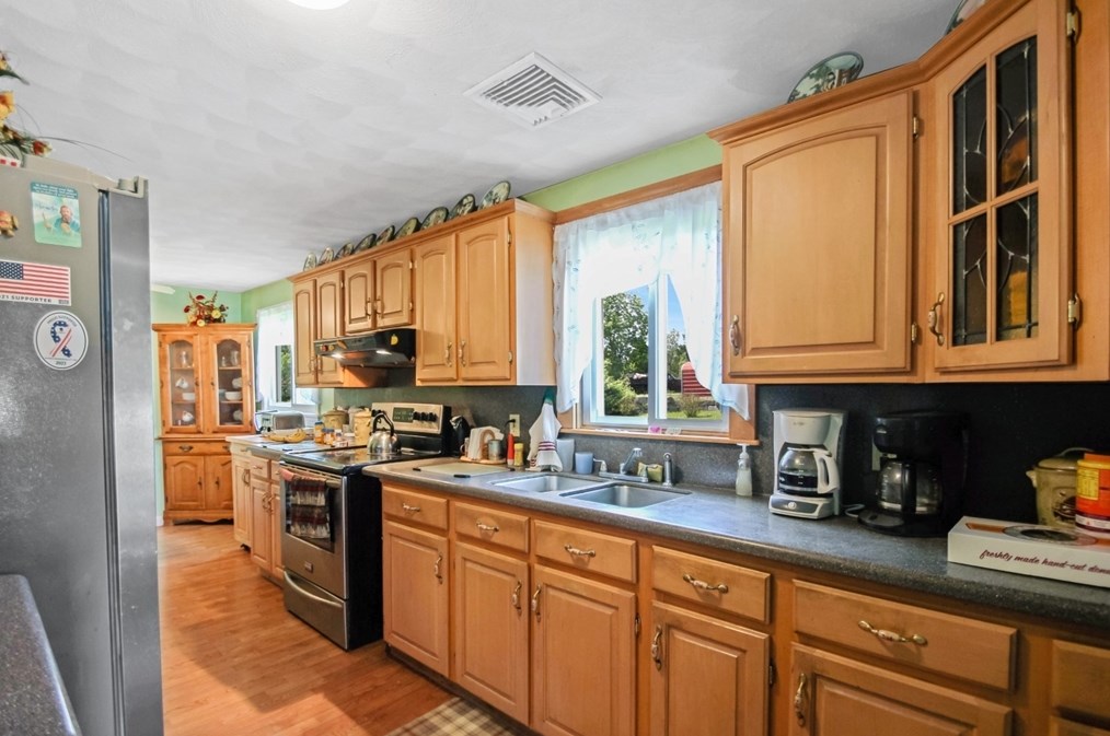 14 Jade St, Methuen MA exterior