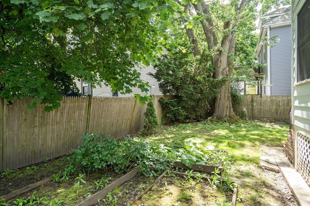 12 Guild St, Quincy MA 02169-6620 exterior