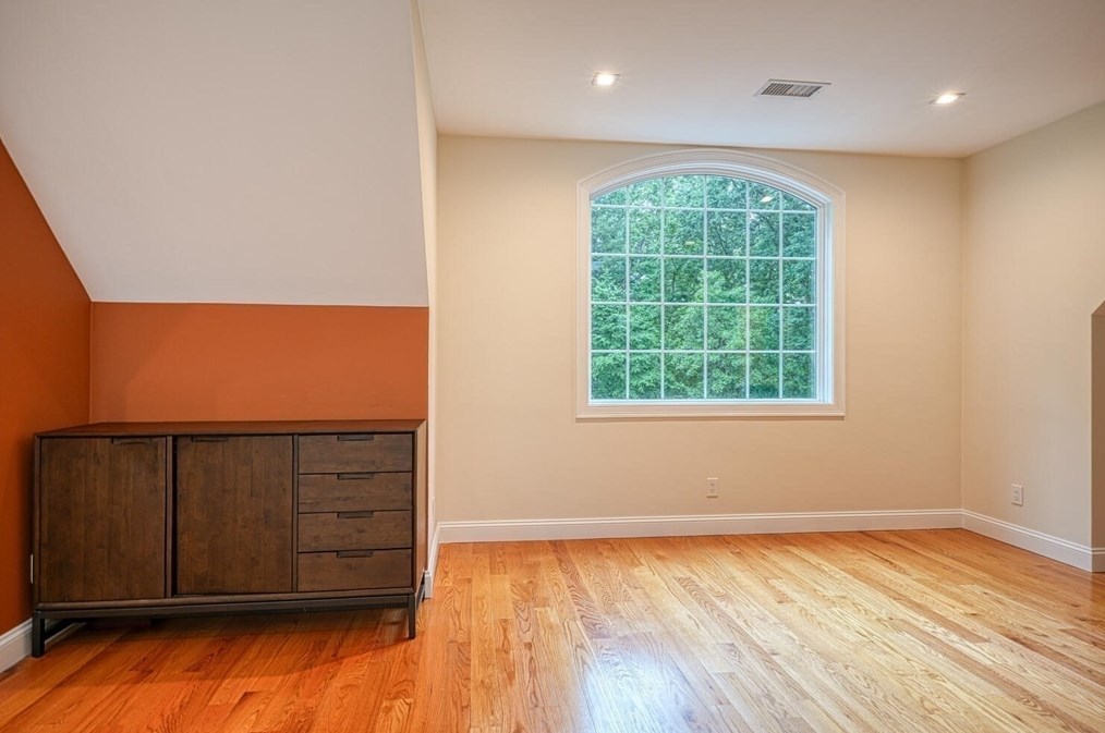 356 Whitney St, Northborough MA 01532-1146 exterior