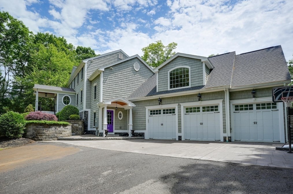 356 Whitney St, Northborough MA 01532-1146 exterior