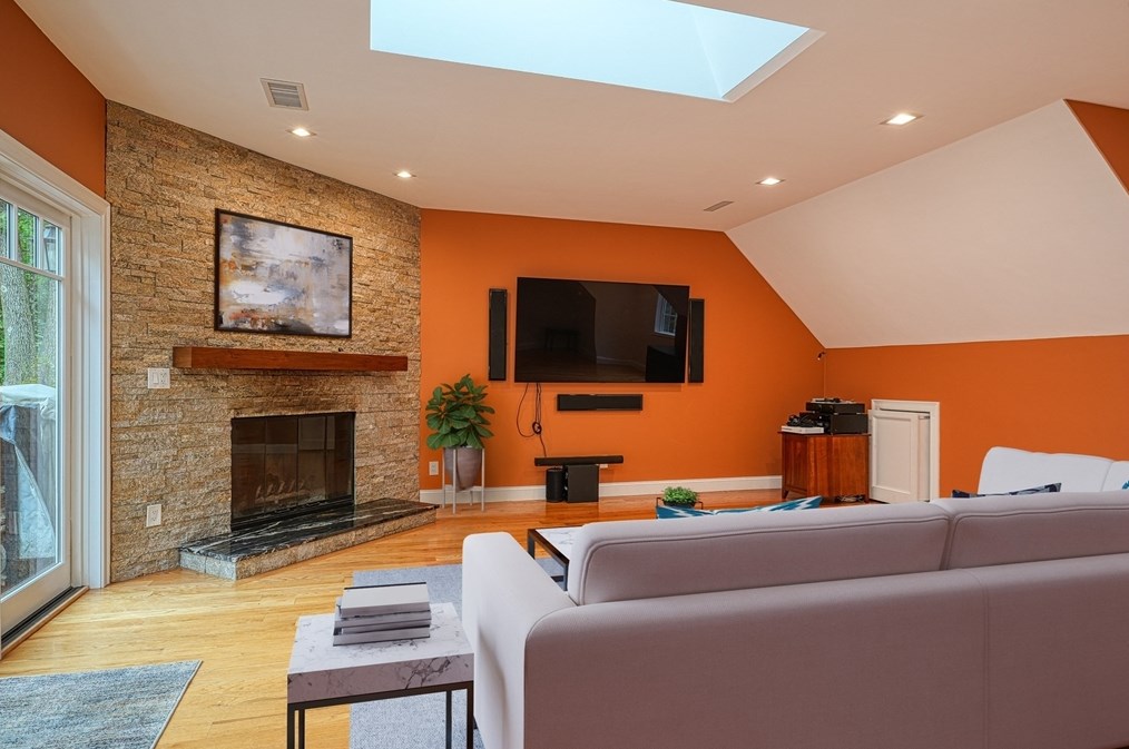 356 Whitney St, Northborough MA 01532-1146 exterior