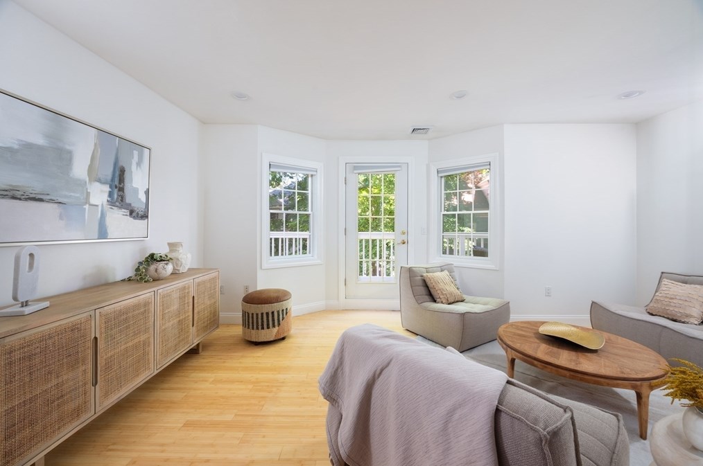 64 University Rd, Brookline, MA 02445 exterior