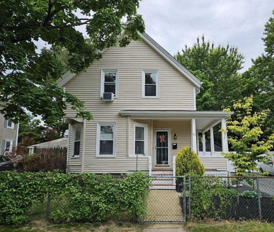 21 Perry Ave, Brockton, MA 02302-3606