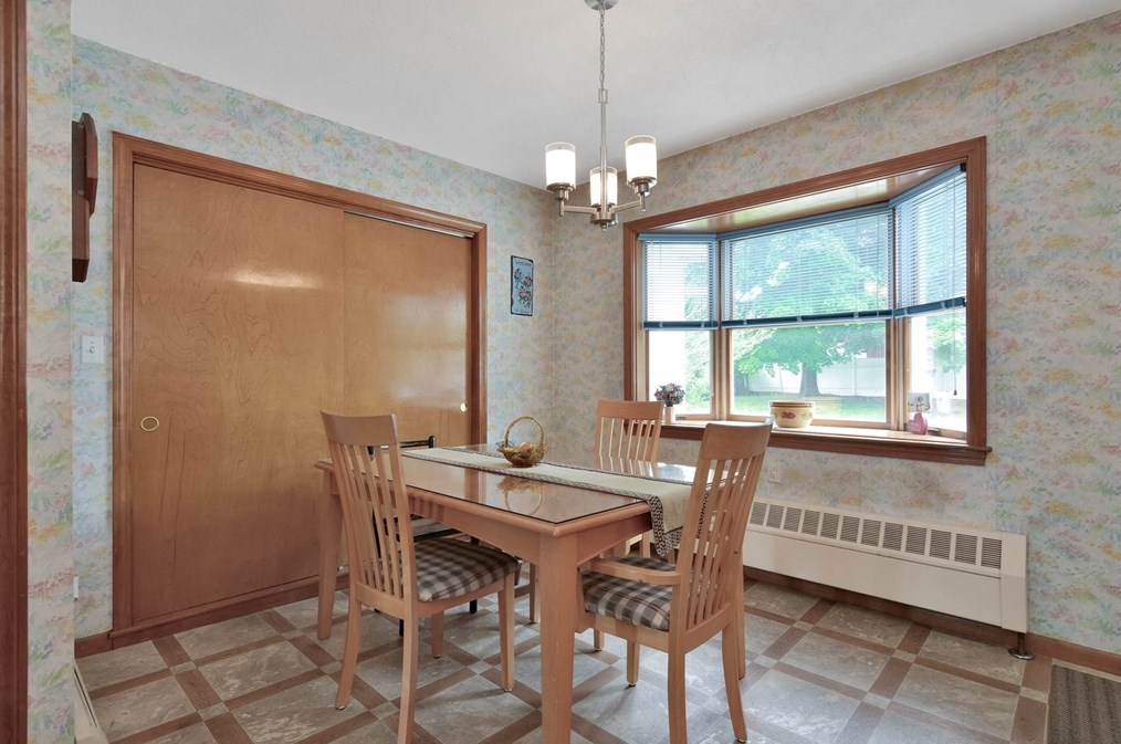 154 Woodland St, Lawrence MA 01841-2333 exterior