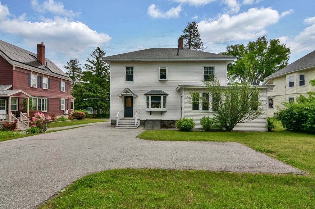 154 Woodland St, Lawrence MA 01841-2333 exterior