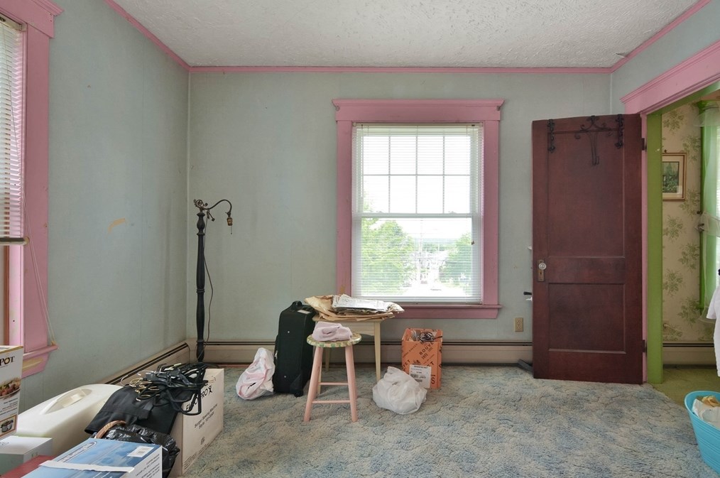 154 Woodland St, Lawrence MA 01841-2333 exterior