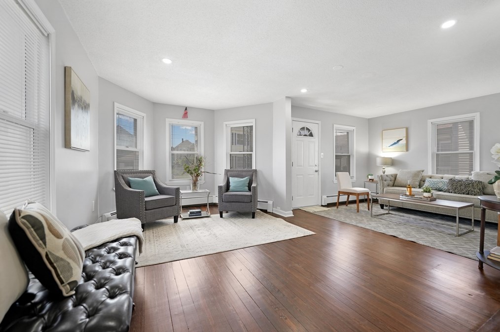 307 Tinkham St, New Bedford MA 02746-1821 exterior