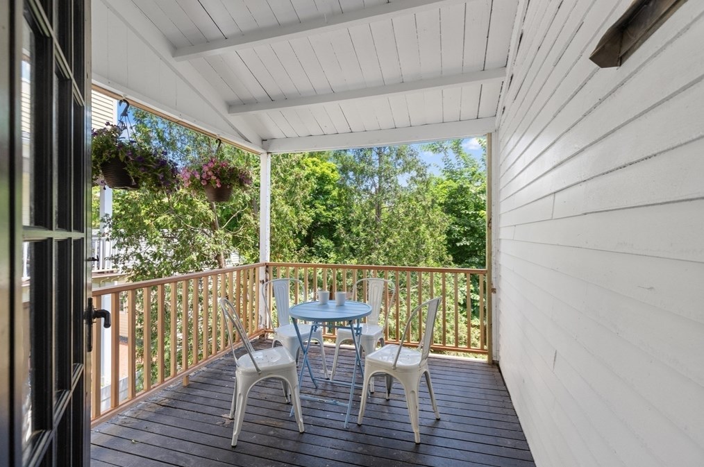 18 Chestnut St, Peabody MA  01960-5432 exterior