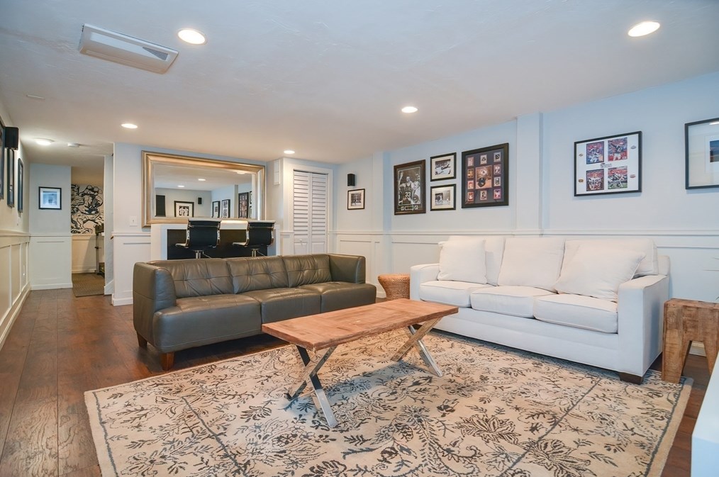 100 St, Franklin MA 02038-3398 exterior