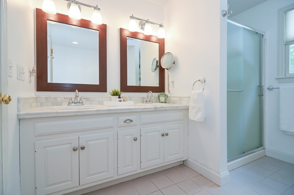 100 St, Franklin MA 02038-3398 exterior