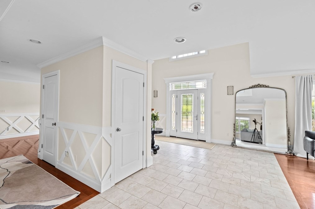 259 Lynch Ave, Fall River MA 02726 exterior