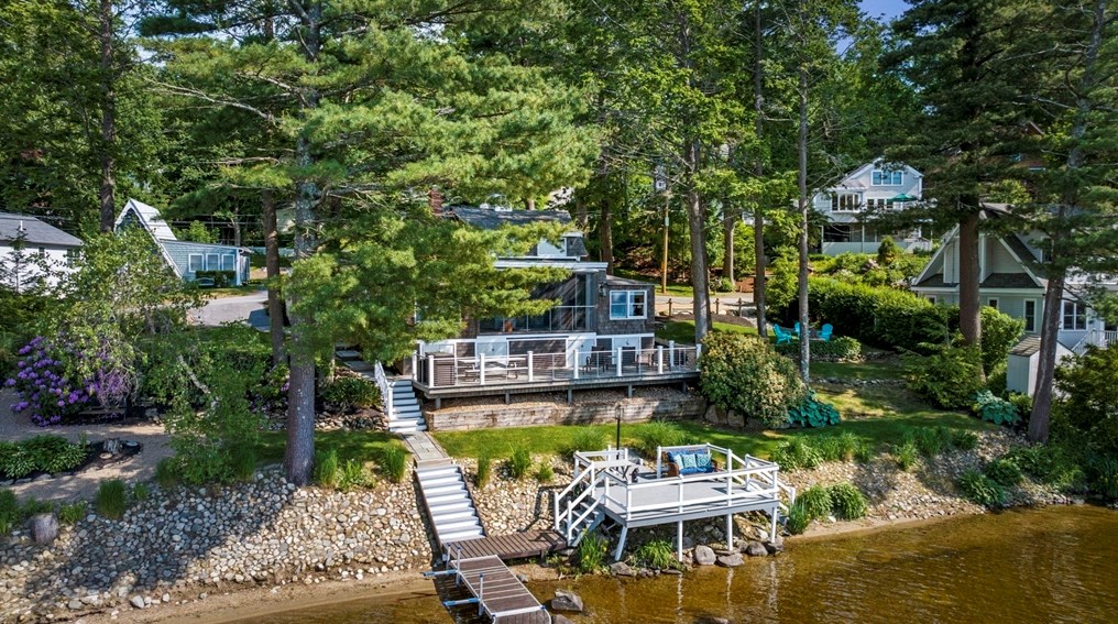 13 Lakeshore Dr, Amesbury, MA 01913