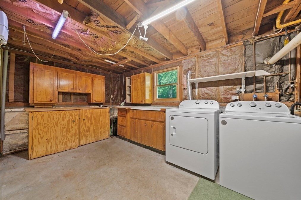 45 Fairwood Dr, Pembroke MA 02359-2713 exterior