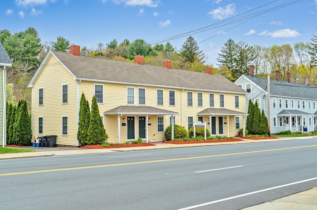 204-210 N Main St, Andover, MA 01810
