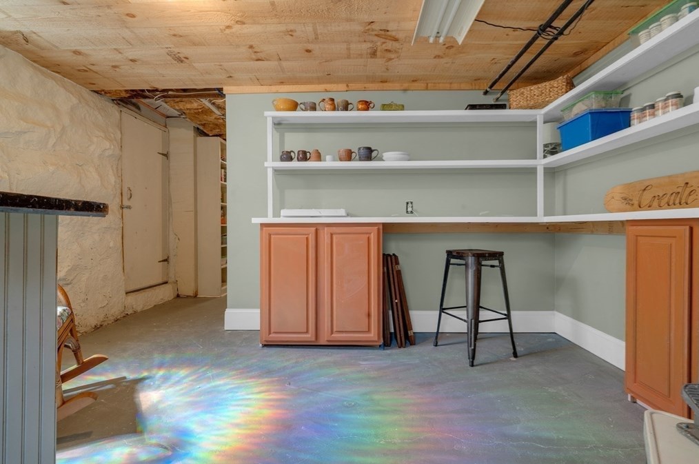 21 Tremont St, New Bedford MA 02740-3714 exterior