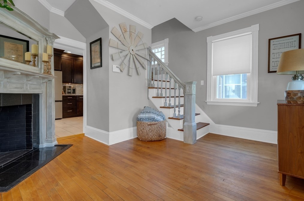 21 Tremont St, New Bedford MA 02740-3714 exterior