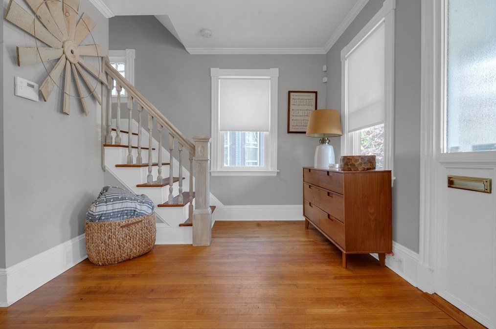 21 Tremont St, New Bedford MA 02740-3714 exterior