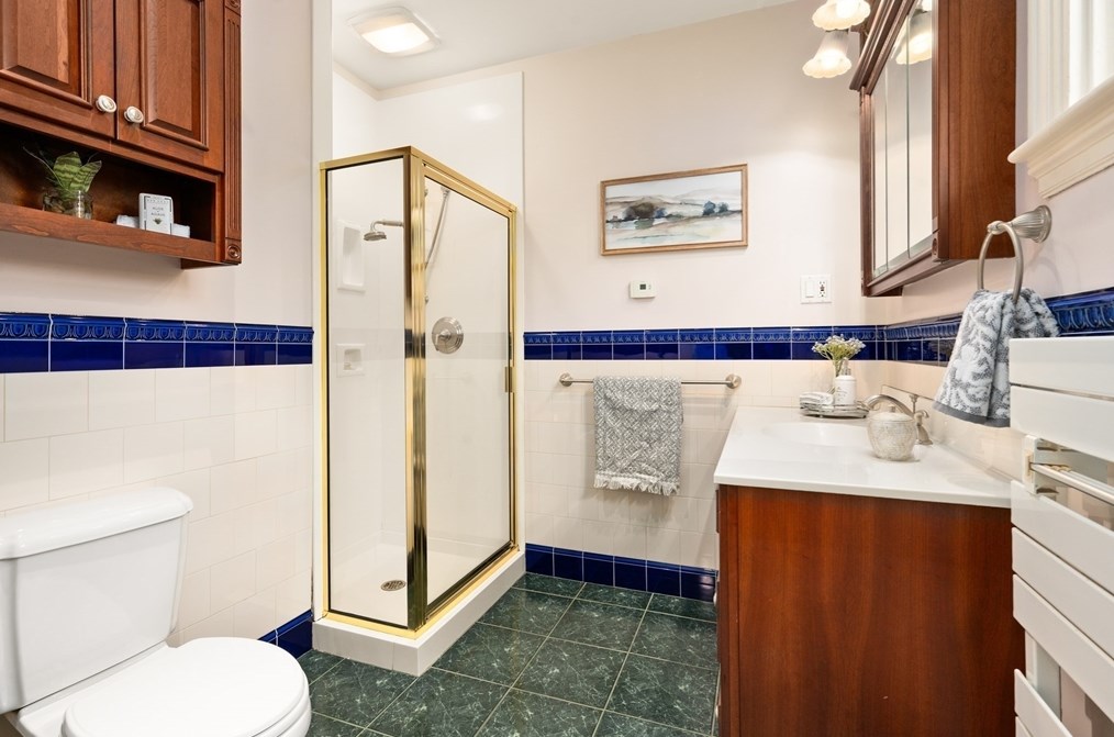 536 Walnut St, Newton MA 02460-2467 exterior