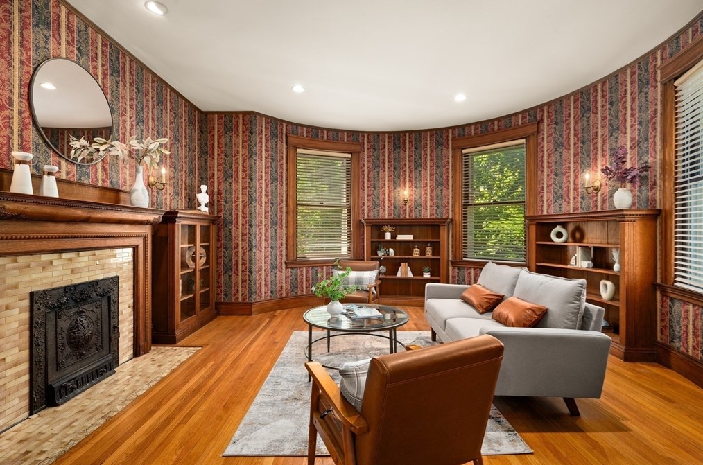 536 Walnut St, Newton MA 02460-2467 exterior