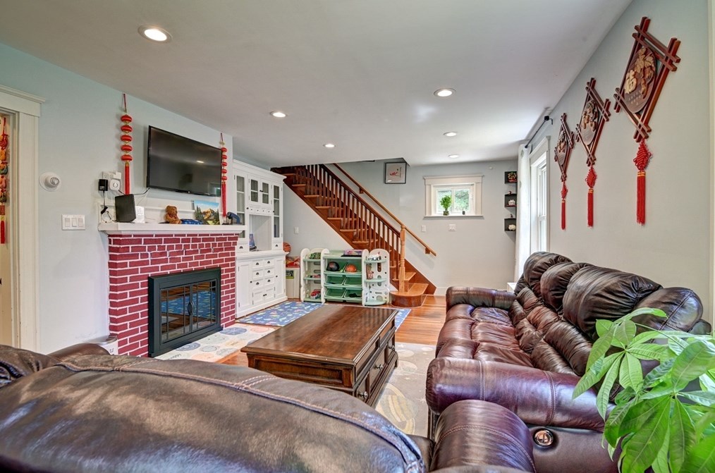 45 Wynot Rd, Braintree MA 02184-5724 exterior