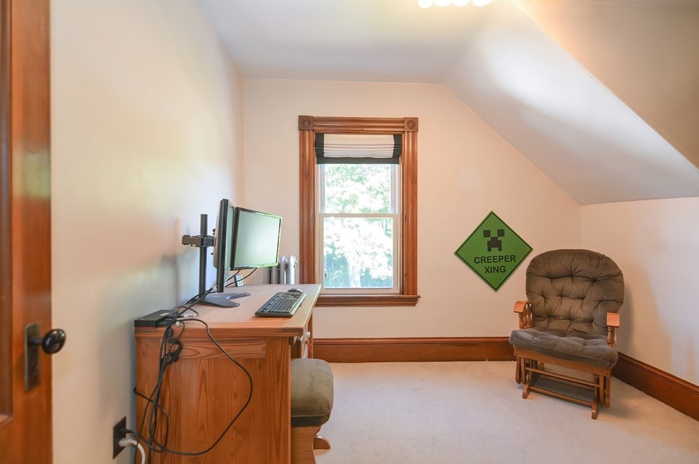 109 Colburn St, Dedham MA  02026-2326 exterior