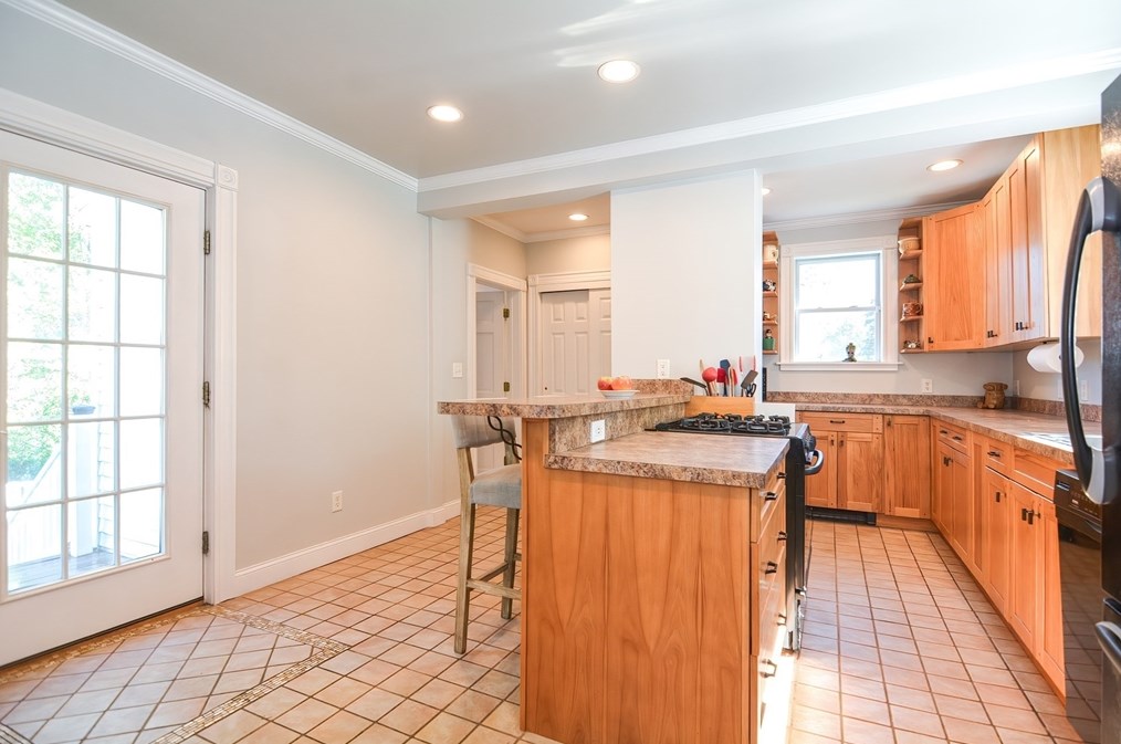 109 Colburn St, Dedham MA  02026-2326 exterior