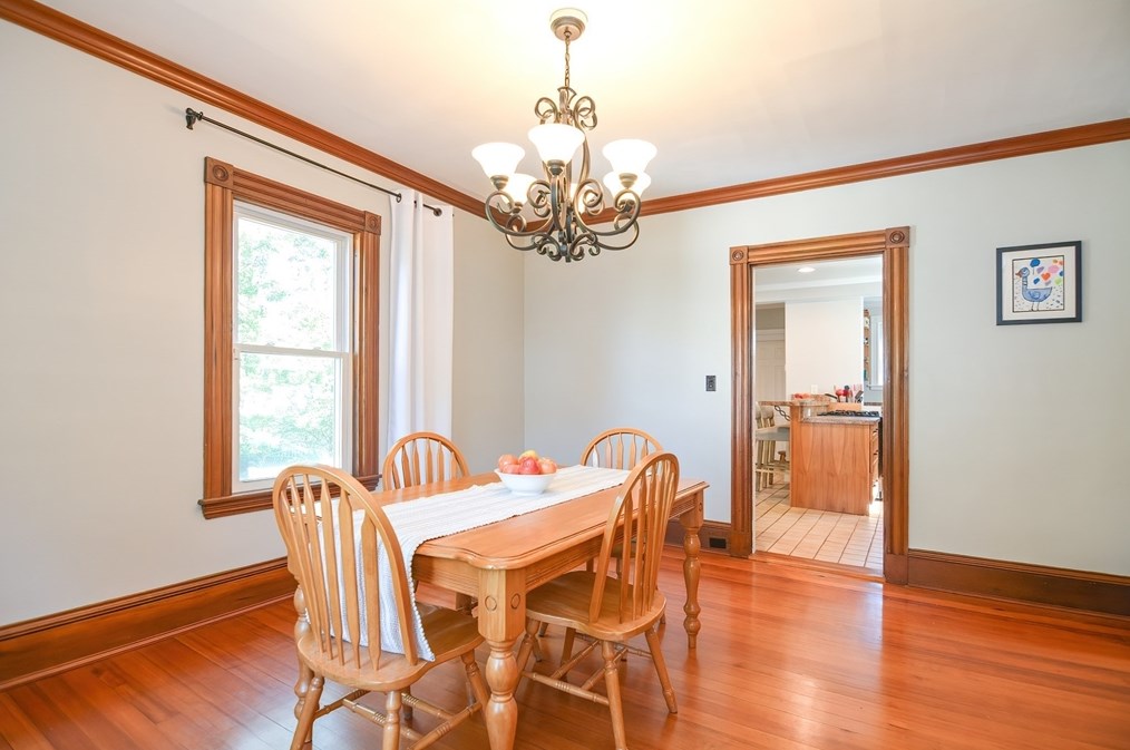 109 Colburn St, Dedham MA  02026-2326 exterior