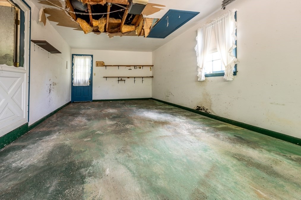 3 Phyllis Dr, Yarmouth MA 02664-1641 exterior