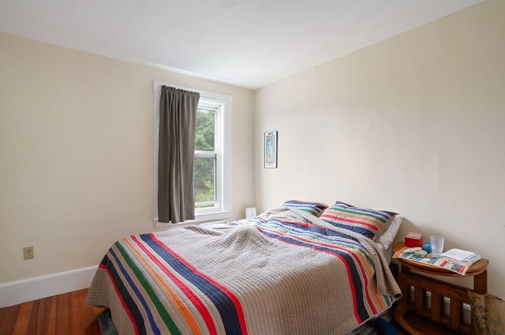 6 Horton St, Salem MA 01970-2847 exterior