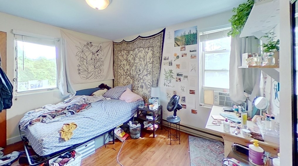 310 Belchertown Rd, Amherst MA 01002-2627 exterior