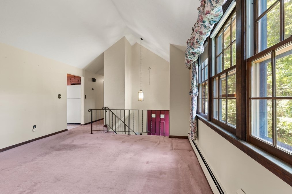 64 Marshall St, Holliston MA 01746-1439 exterior