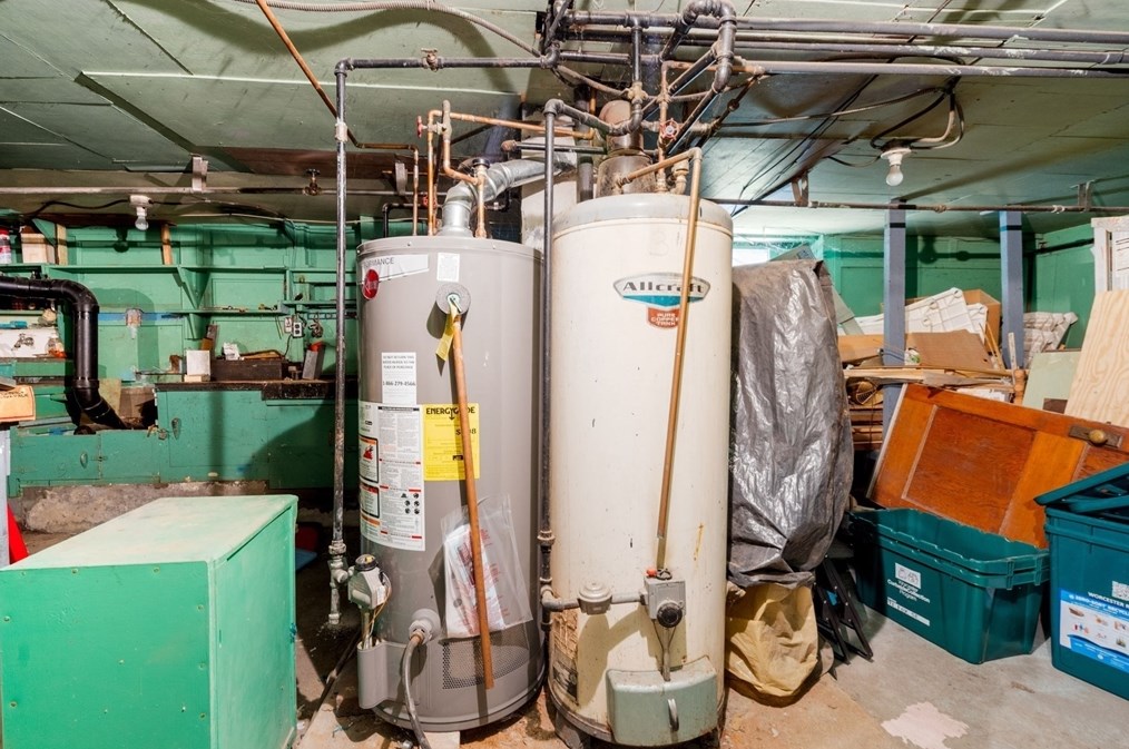 91 Fox St, Worcester MA 01604-4344 exterior