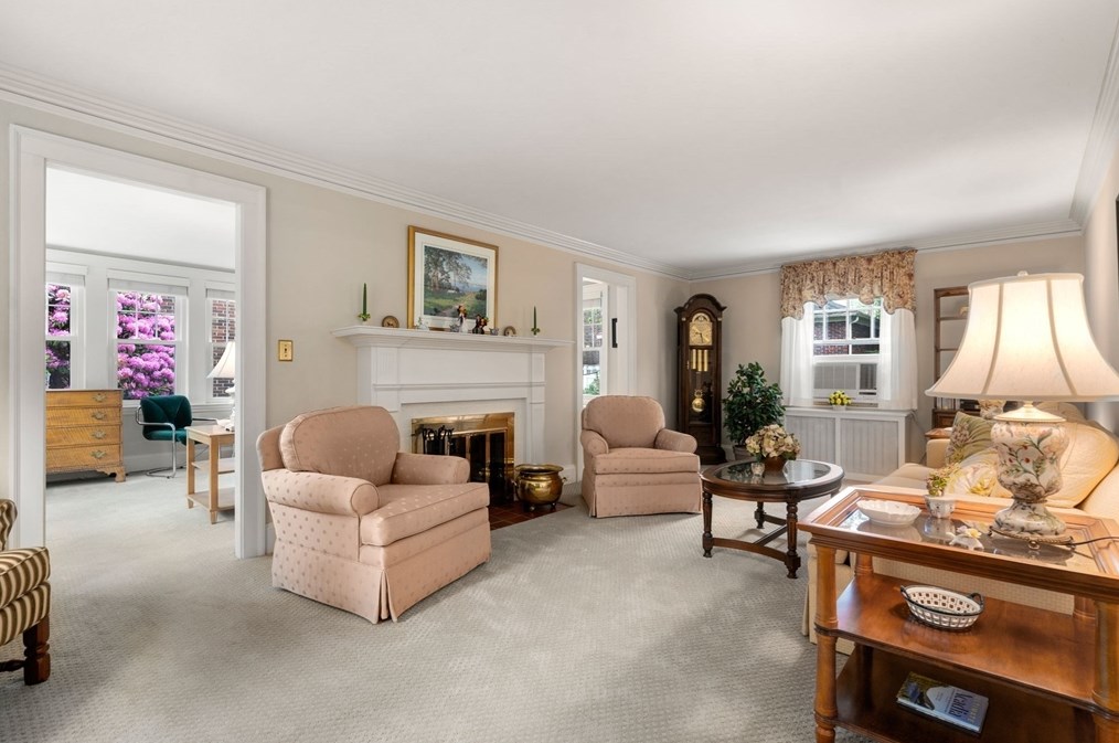 265 Payson Rd, Belmont MA  02478-3426 exterior