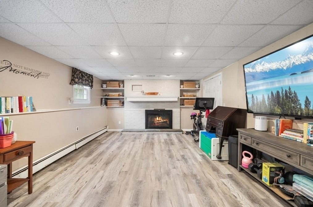 380 King St, Raynham MA  02767-1382 exterior