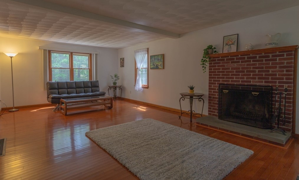 26 Eddy St, Norton MA  02766-3514 exterior