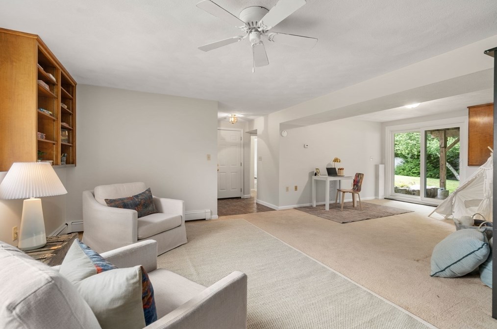 16 Shelley Rd, Arlington MA 02476-7072 exterior