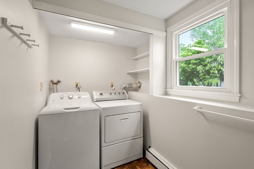 16 Shelley Rd, Arlington MA 02476-7072 exterior