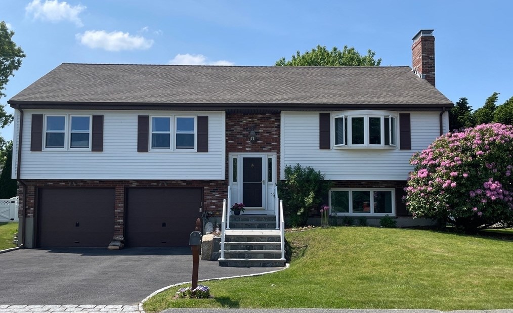 16 Shelley Rd, Arlington MA 02476-7072 exterior