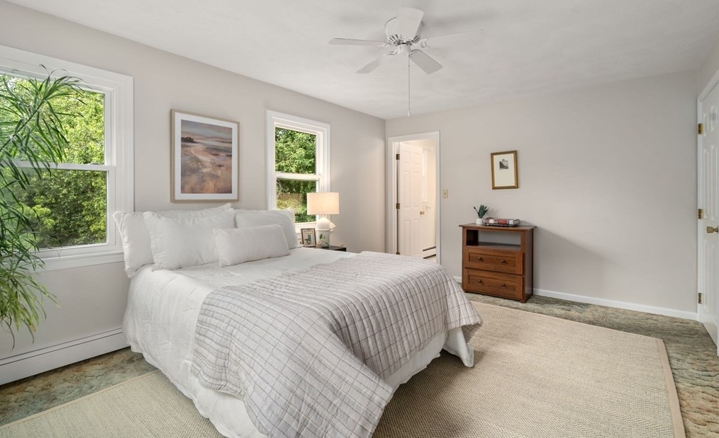 16 Shelley Rd, Arlington MA 02476-7072 exterior