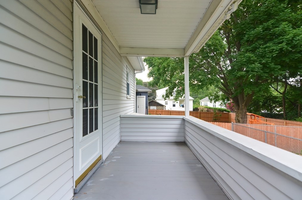 10 Clifford St, Framingham MA 01702-8504 exterior