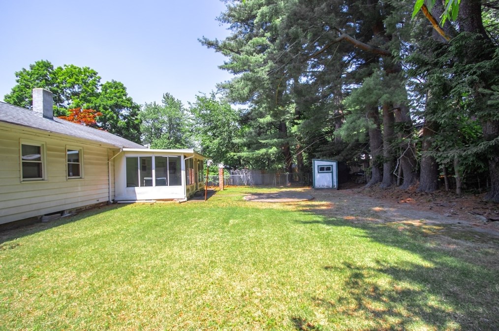 59 Ferncliff Ave, Springfield, MA 01119