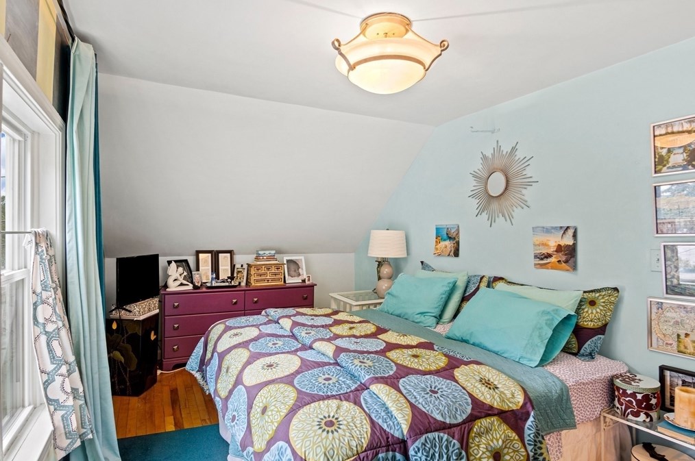 49 Sturgis St, Woburn MA 01801-4822 exterior