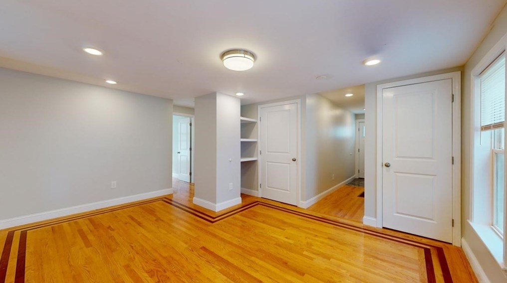 27 Dell Ave #1, Melrose, MA 02176