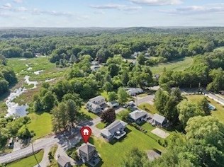 385 Howe St, Methuen MA 01844-2635 exterior